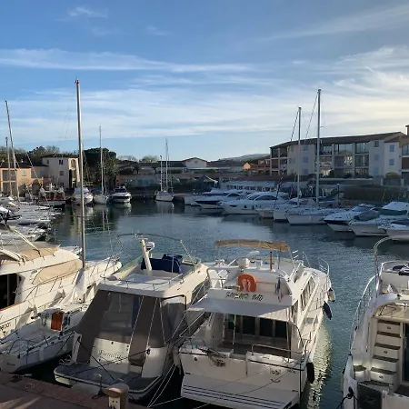 Port Vue Bateau * Cogolin
