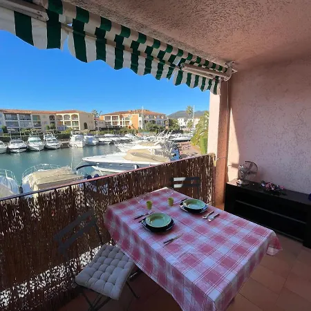 Port Vue Bateau Apartment Cogolin